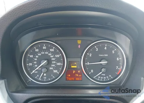 2011 BMW 328I из США, поврежденный, VIN WBAPH7G54BNM56104